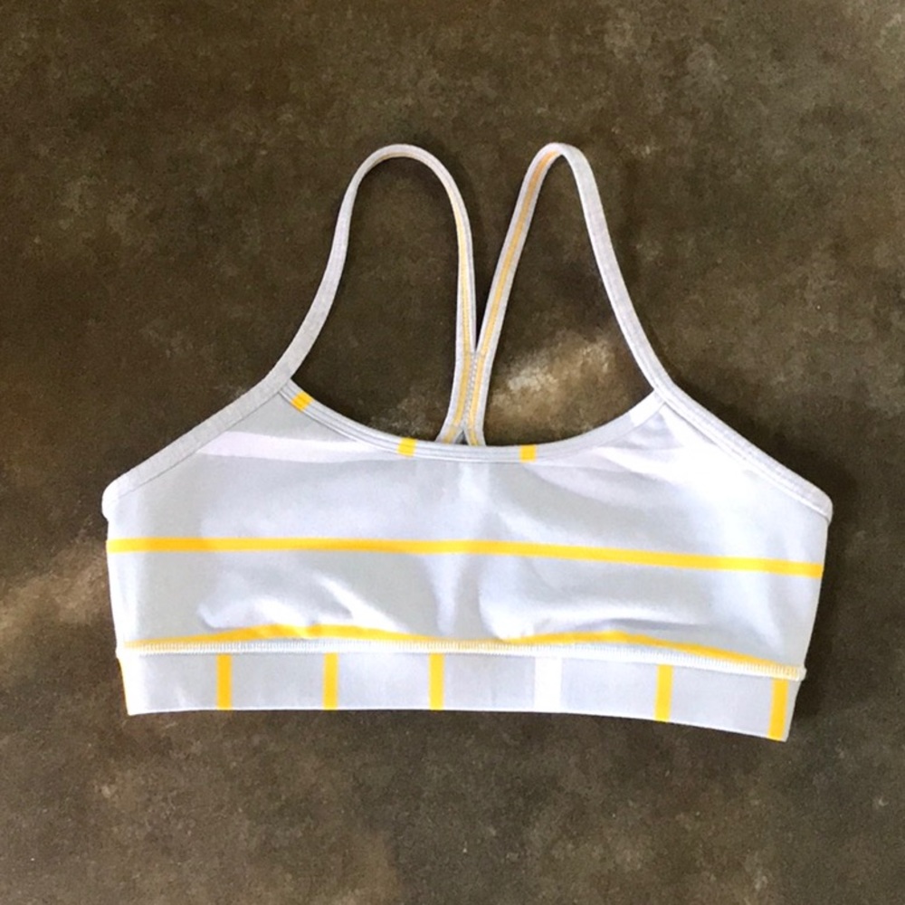 Lululemon sports bra